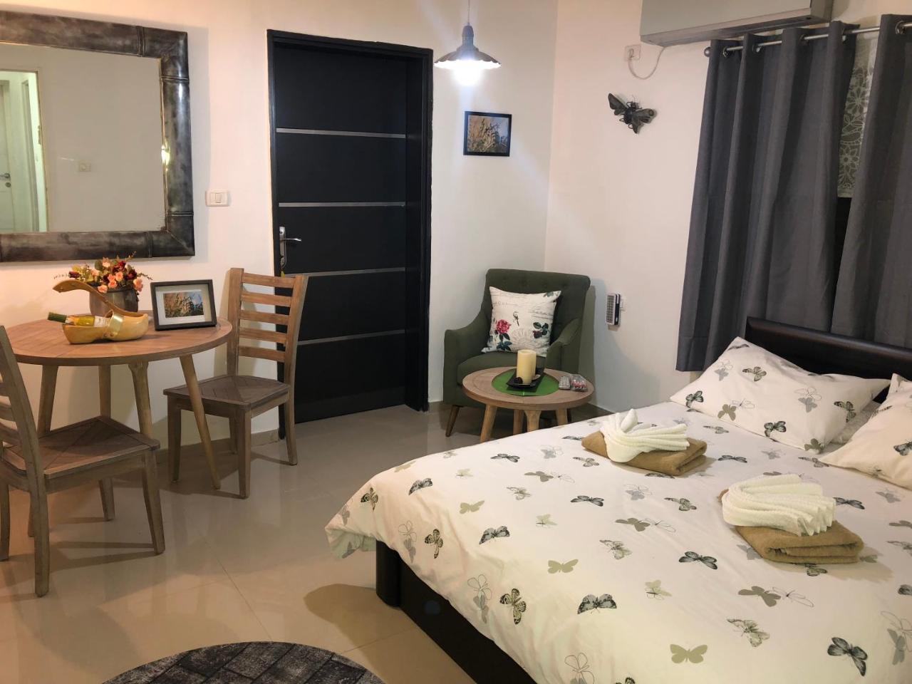 Ronit'S Place Apartment Qiryat Shemona Exterior photo